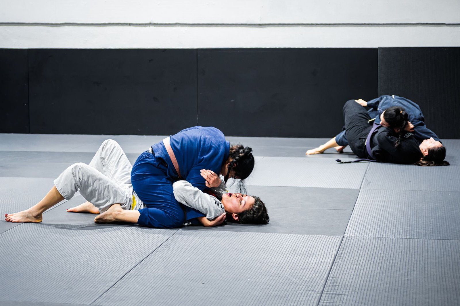Melhores aplicativos de Jiu-Jitsu em 2026: para treino, técnicas e game plan